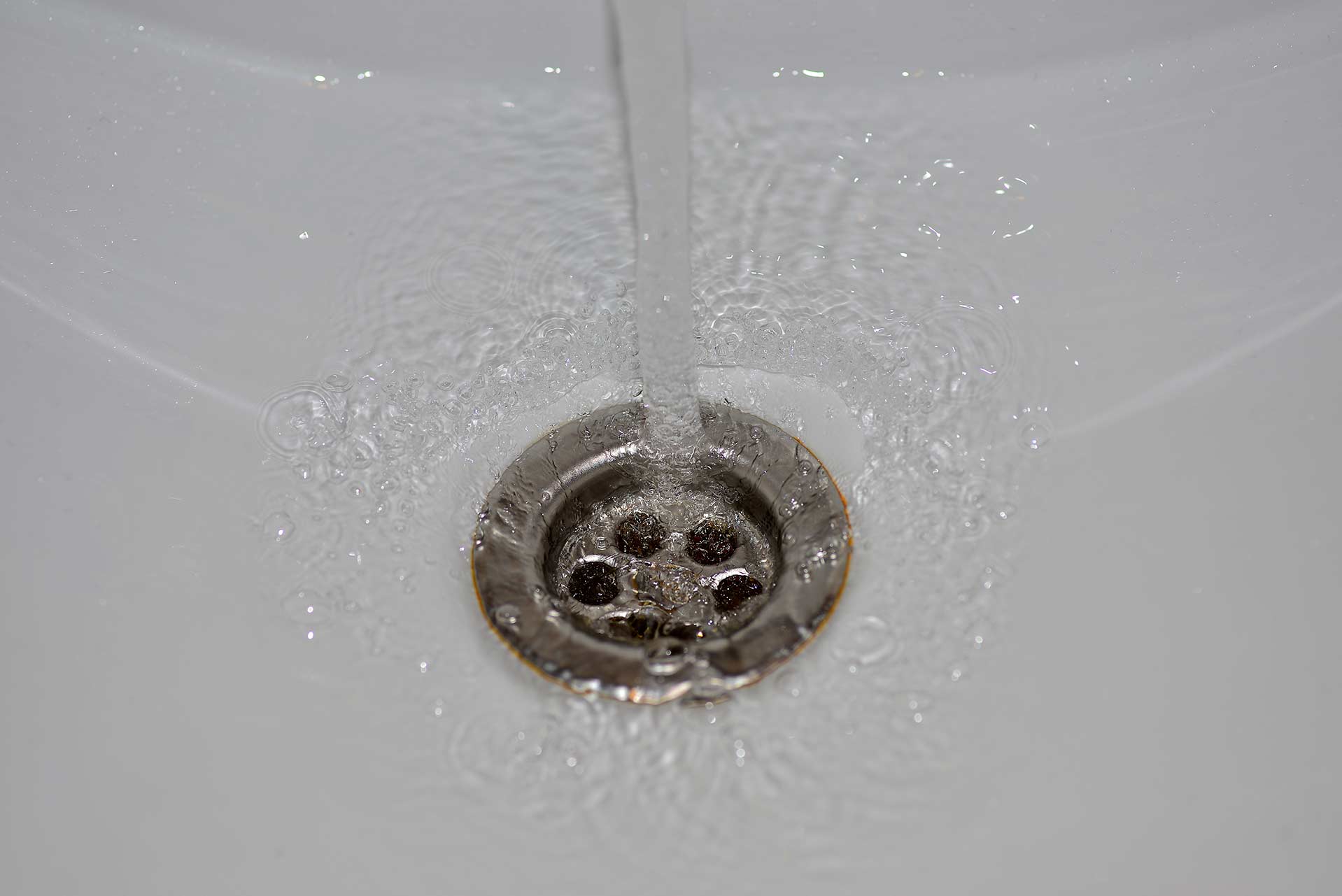 A2B Drains provides services to unblock blocked sinks and drains for properties in Rossendale.